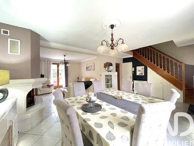 Maison - 105 m² - 4 pièces