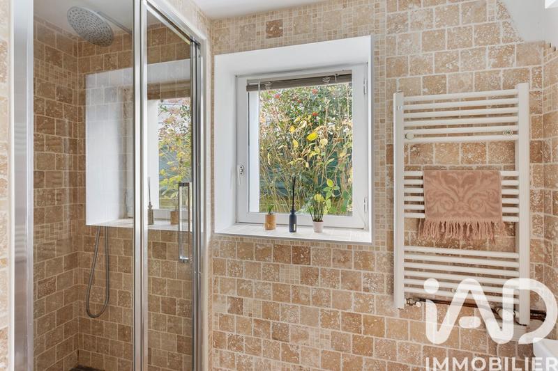 Maison - 111 m² - 4 pièces