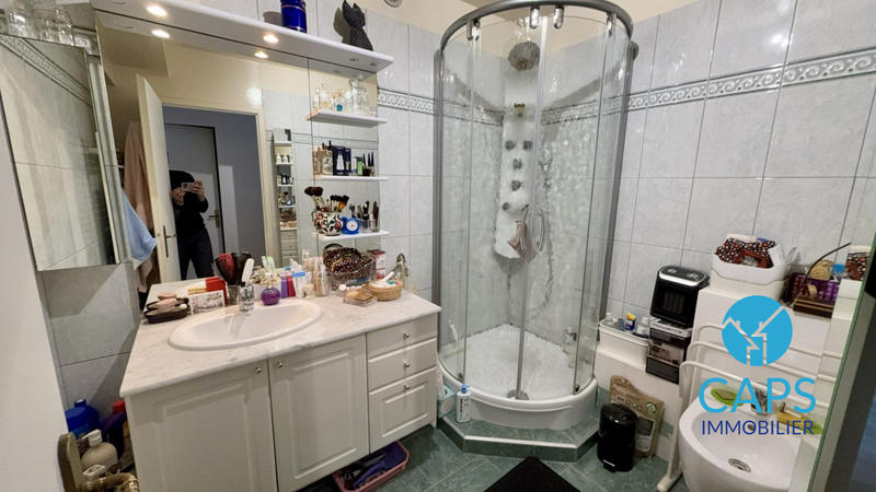 Appartement - 90 m² - 4 pièces