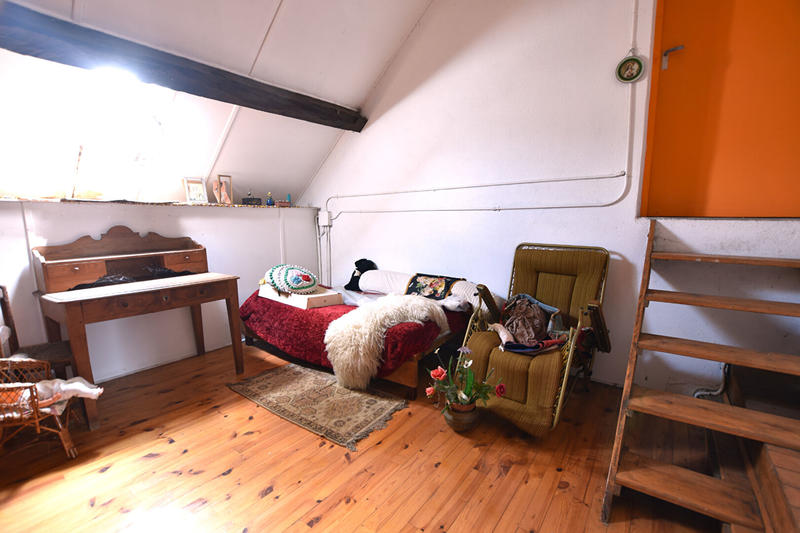 Maison - 155 m² - 9 pièces