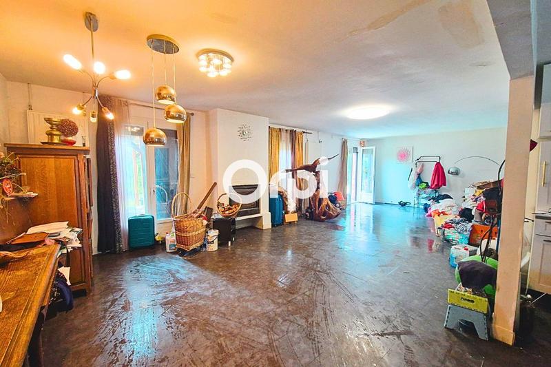 Maison - 189 m² - 5 pièces