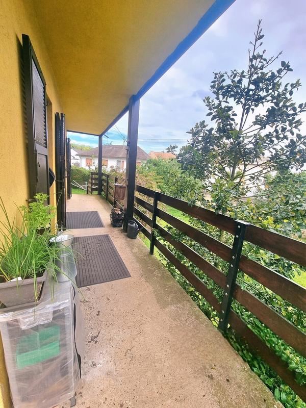 Appartement - 105 m² - 5 pièces