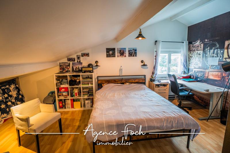 Maison traditionnelle - 133 m² - 6 pièces