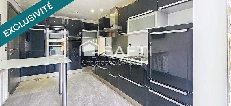 Maison - 121 m² - 6 pièces