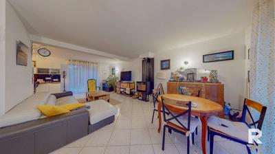 Maison - 117 m² - 5 pièces