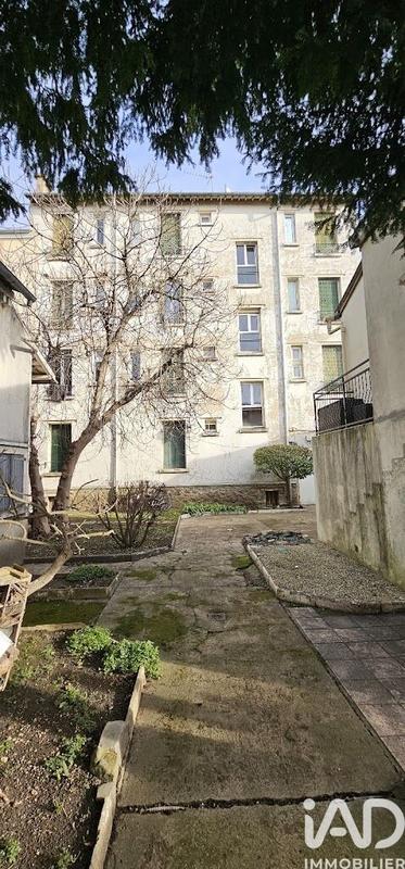 Studio - 13 m² - 1 pièce