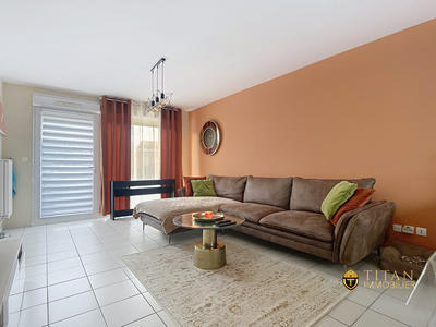 Maison - 84 m² - 5 pièces