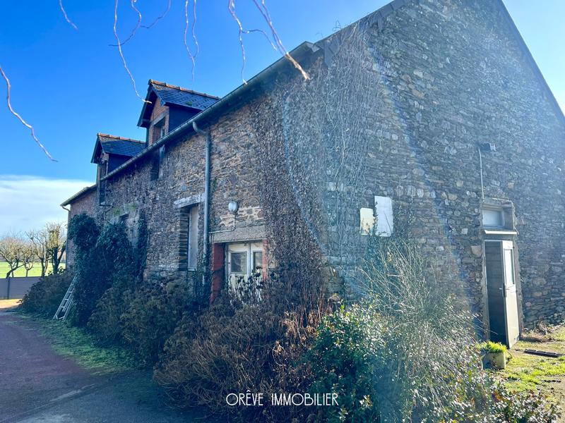 Maison - 200 m² - 2 pièces