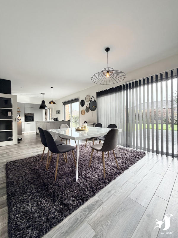 Maison - 155 m² - 6 pièces