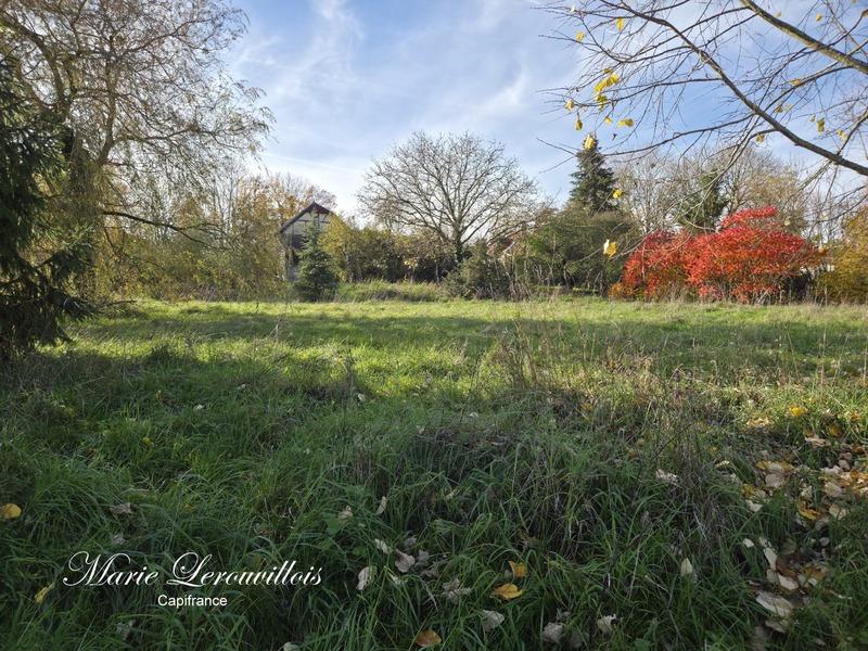 Terrain constructible - 2 905 m²