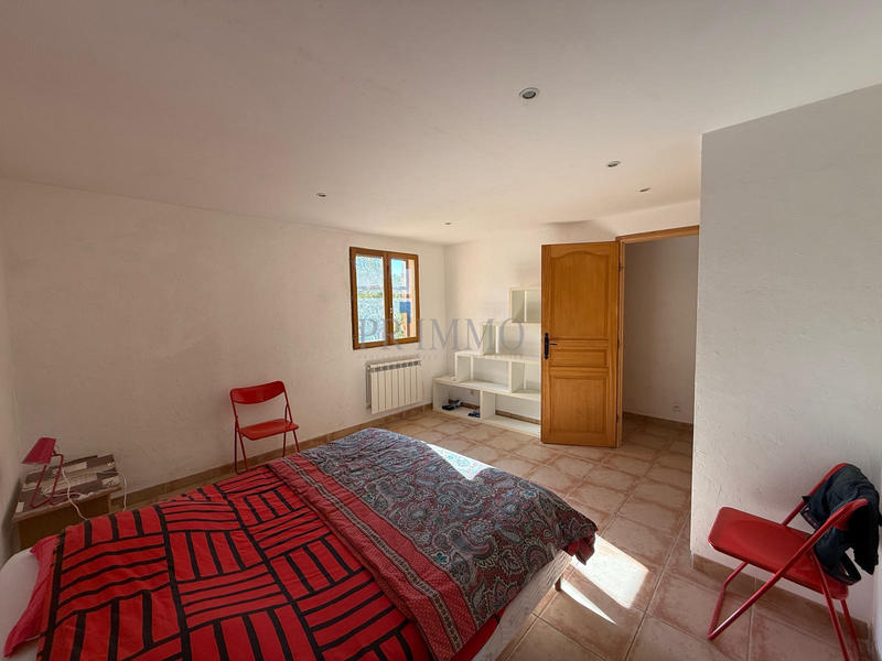 Villa - 180 m² - 5 pièces