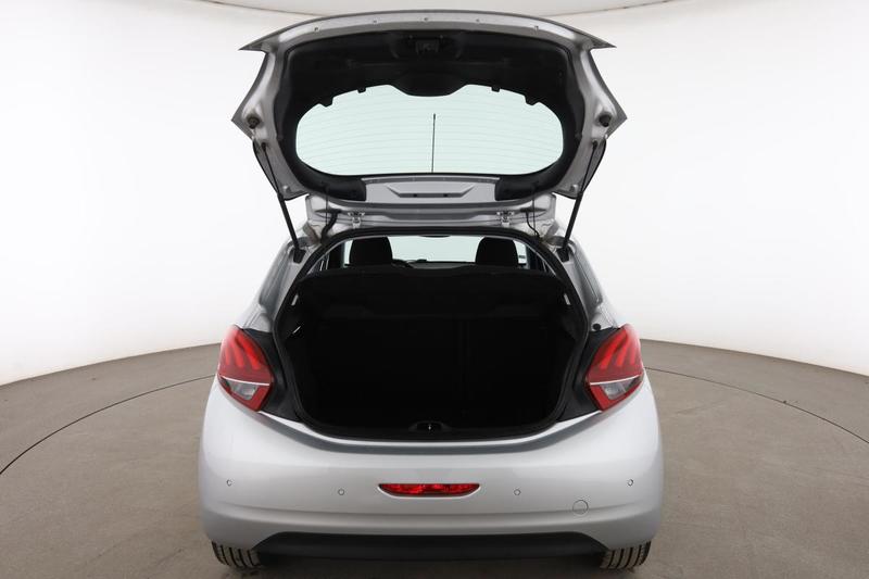 Peugeot 208 1.6 Blue-HDi Allure 5p 100 ch