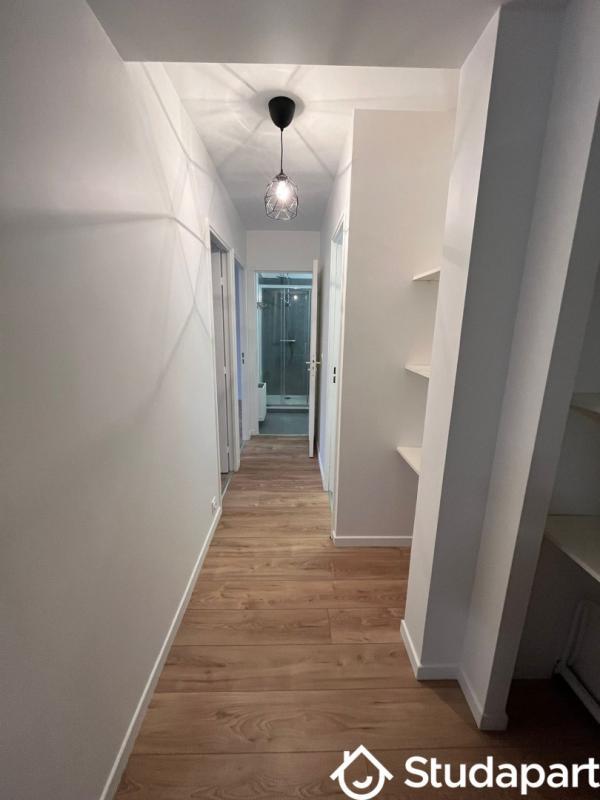 Chambre - 12 m² - 1 pièce