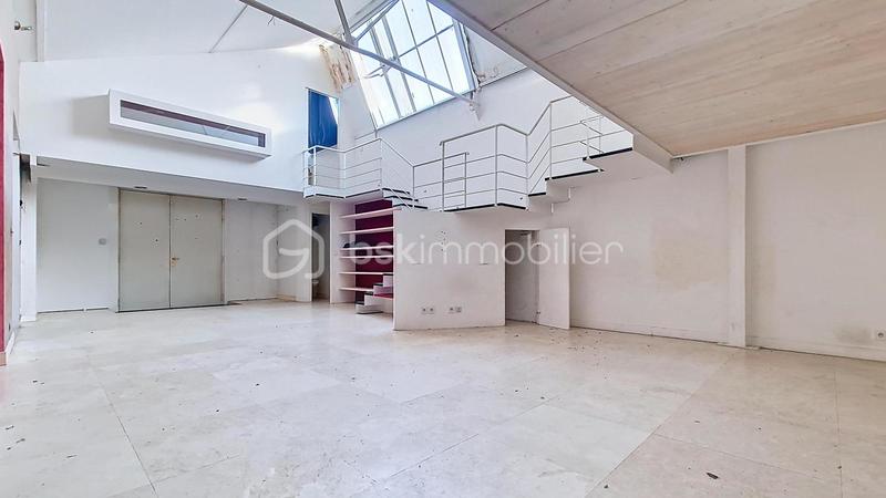 Loft - 140 m² - 6 pièces