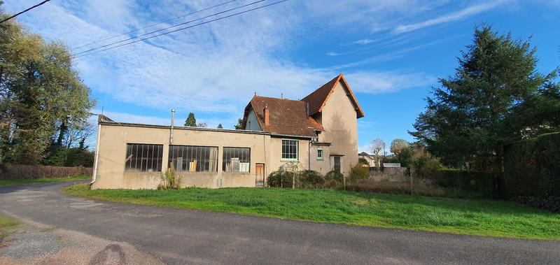 Maison - 200 m² - 7 pièces