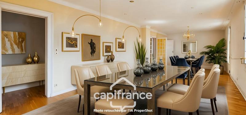 Appartement bourgeois - 112 m² - 4 pièces