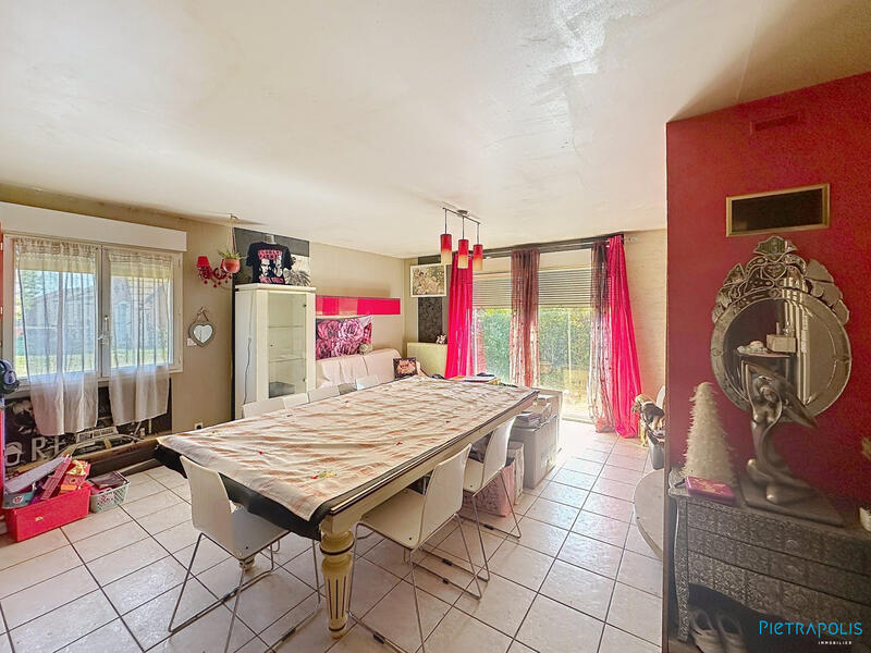 Maison - 94 m² - 4 pièces