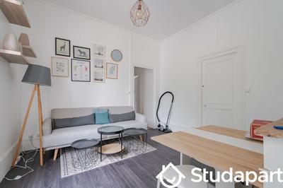 Chambre - 57 m² - 1 pièce
