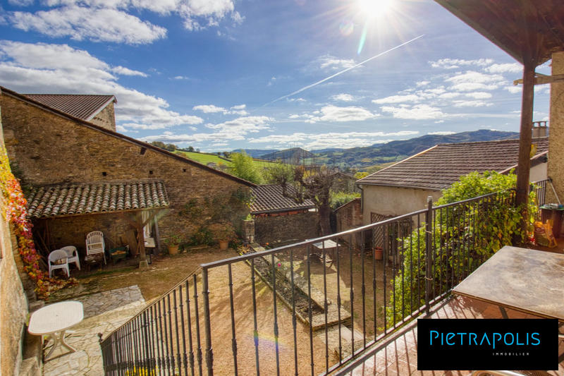 Maison ancienne - 170 m² - 6 pièces