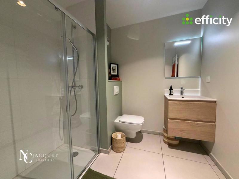 Appartement - 106 m² - 4 pièces