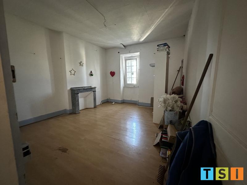 Maison - 191 m² - 12 pièces