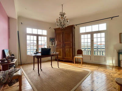 Appartement - 91 m² - 3 pièces