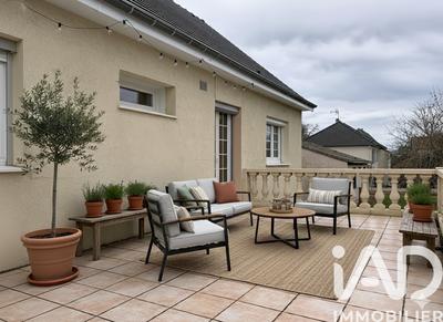 Maison - 168 m² - 6 pièces
