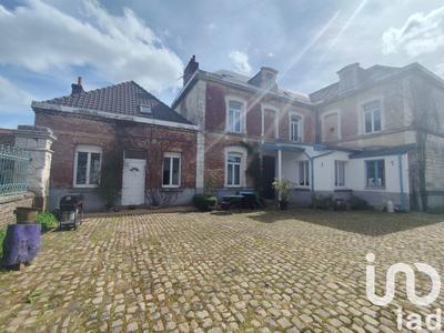 Maison - 285 m² - 16 pièces