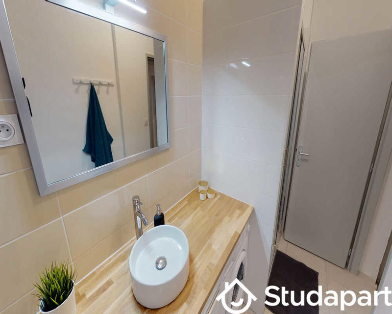 Chambre - 45 m² - 1 pièce