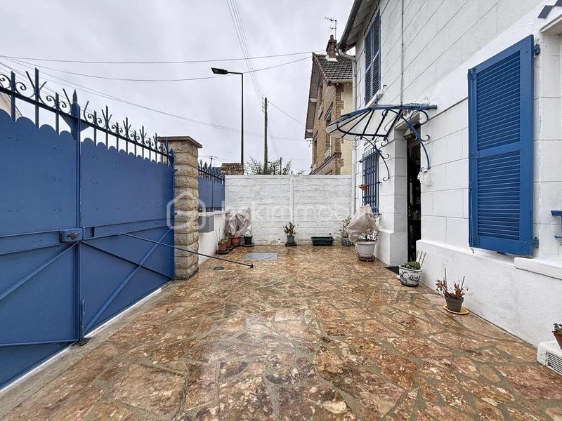 Maison - 100 m² - 5 pièces