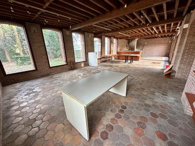 Local d'activités - 180 m²