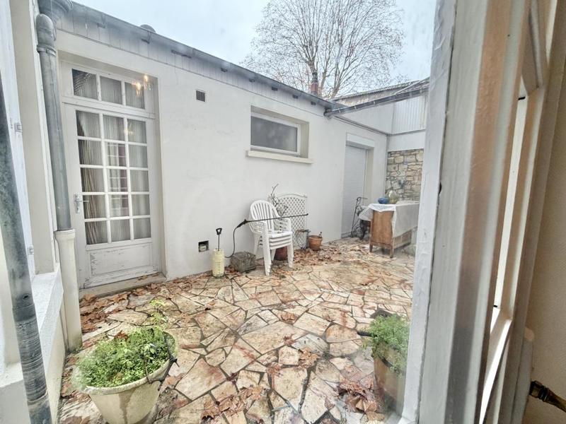 Appartement - 102 m² - 4 pièces