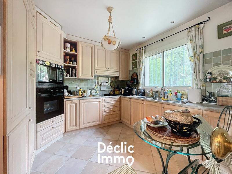 Maison - 200 m² - 5 pièces