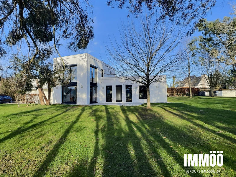 Maison contemporaine - 118 m² - 4 pièces