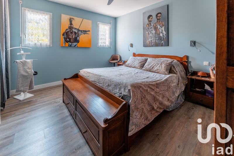 Maison - 215 m² - 8 pièces