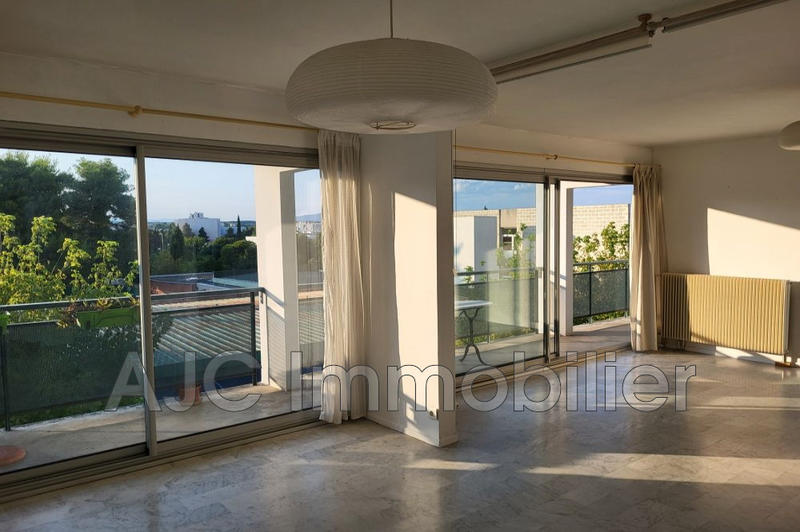 Appartement - 84 m² - 4 pièces