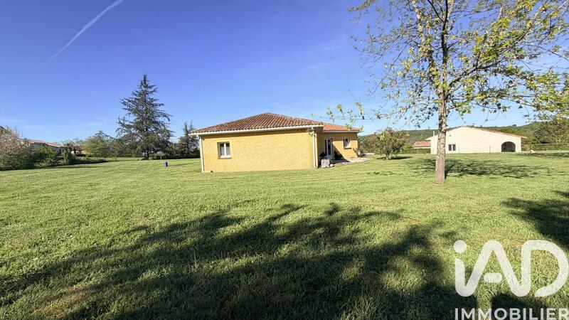 Maison - 97 m² - 4 pièces