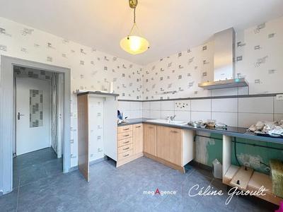 Maison en pierre - 80 m² - 3 pièces