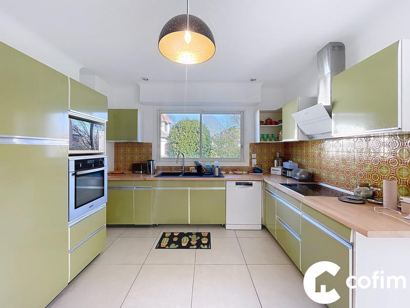 Maison contemporaine - 140 m² - 6 pièces