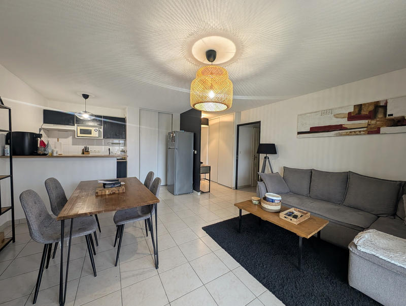 Appartement - 49 m² - 2 pièces