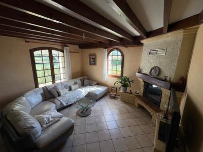 Propriété - 169 m² - 7 pièces