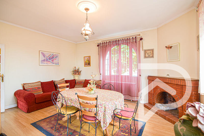 Maison - 169 m² - 5 pièces