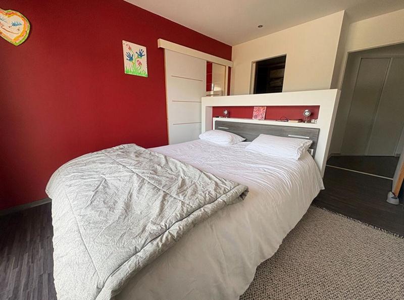 Maison - 228 m² - 6 pièces