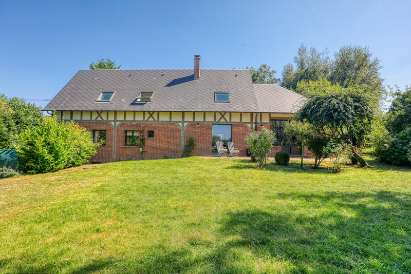 Maison - 185 m² - 7 pièces