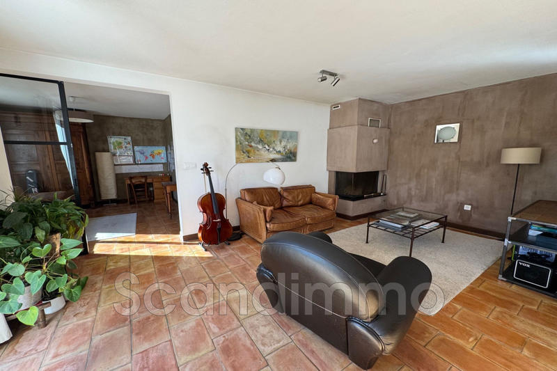 Maison - 169 m² - 6 pièces