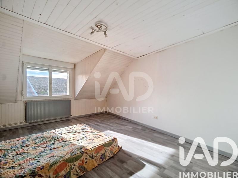 Maison - 99 m² - 5 pièces