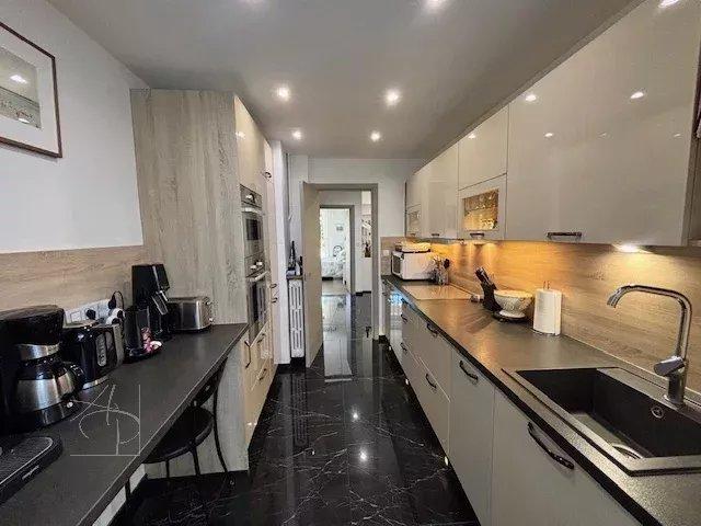 Appartement - 86 m² - 3 pièces