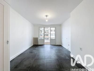 Appartement - 61 m² - 2 pièces