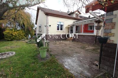 Maison - 101 m² - 7 pièces