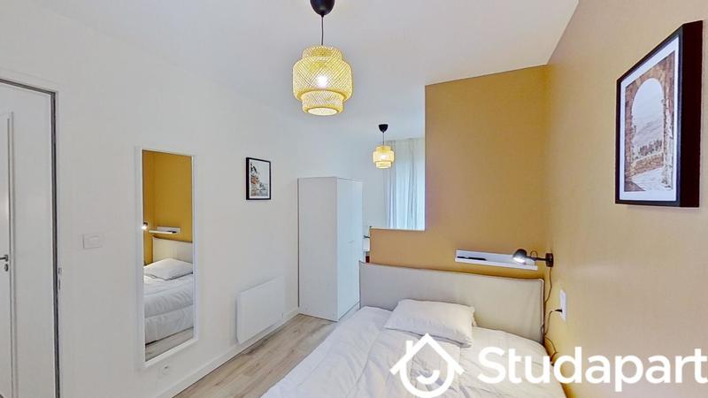 Chambre - 12 m² - 1 pièce